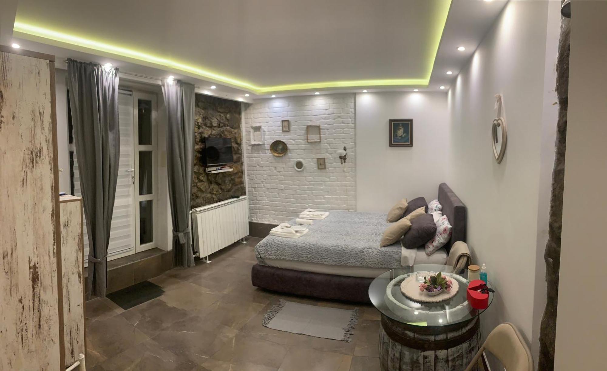 Nina Banovo Brdo * Belgrado